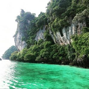 Meet your Posher, Raquel